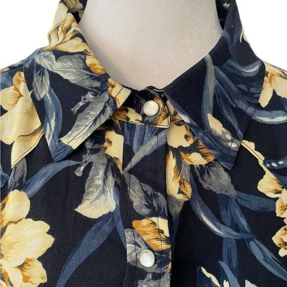 616 - FREE PEOPLE X SANDRINE ROSE SNAP CLOSURE FLORAL BLOUSE, sz Large - Picture 1 of 7